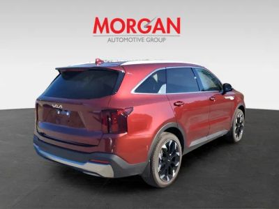 2025 Kia Sorento — side profile view