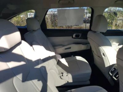 2025 Kia Sorento — photo 30 view