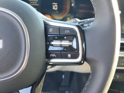 2025 Kia Sorento — photo 12 view