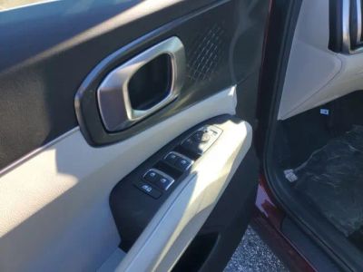 2025 Kia Sorento — engine compartment view