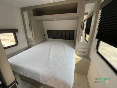 2027 Grand Design Momentum MAV — photo 35 view