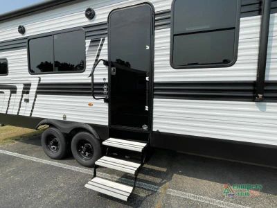 2027 Grand Design Momentum MAV — photo 8 view