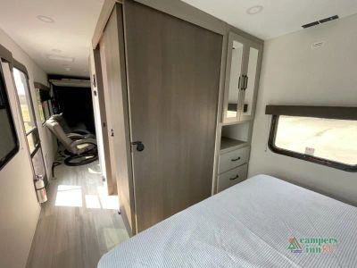 2027 Grand Design Momentum MAV — photo 39 view