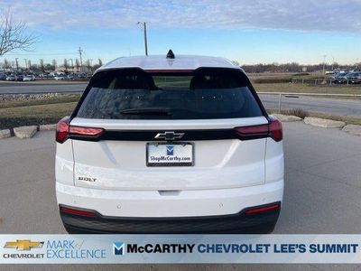 2027 Chevrolet Bolt - Photo 7