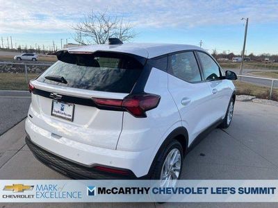 2027 Chevrolet Bolt - Photo 8
