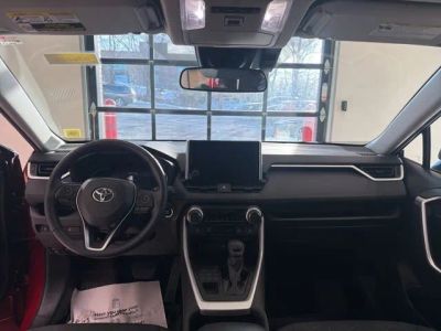 2023 Toyota RAV4 XLE - Photo 15