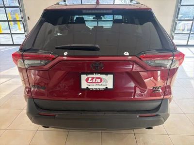 2023 Toyota RAV4 XLE - Photo 8