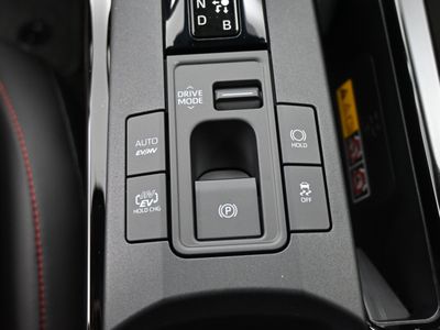 2025 Toyota Prius Plug-in Hybrid XSE Hatchback — photo 11 view