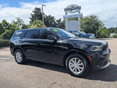 2025 Dodge Durango GT in Black Clearcoat — front three-quarter view