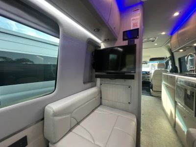 2025 Grech RV TERRENO-ION - Photo 12