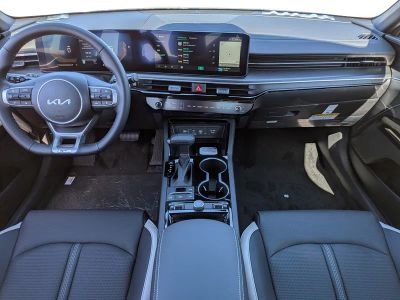 2026 Kia K5 — photo 16 view