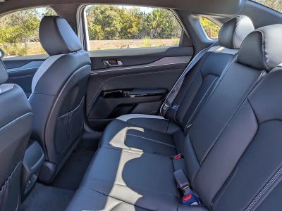 2026 Kia K5 — photo 13 view
