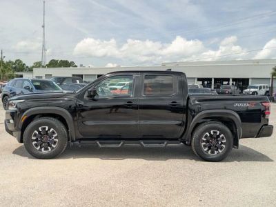 2023 Nissan Frontier - Photo 2