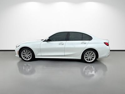 2023 BMW 3 Series - Photo 6