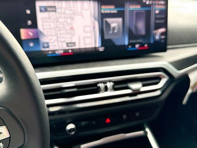 2023 BMW 3 Series - Photo 27