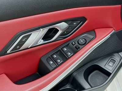 2023 BMW 3 Series - Photo 22