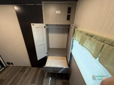 2021 Fleetwood RV Mallard — photo 39 view