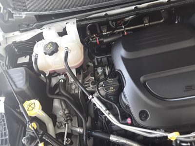 2023 Chrysler Pacifica - Photo 28