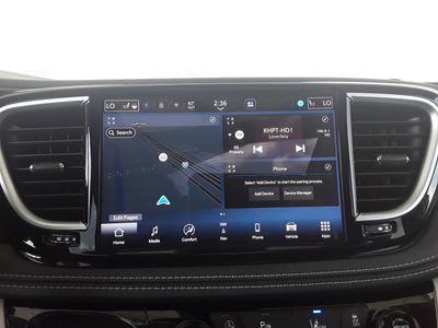 2023 Chrysler Pacifica - Photo 13