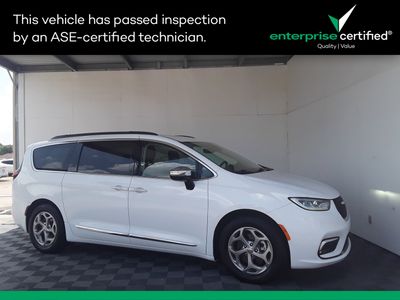2023 Chrysler Pacifica - Photo 1