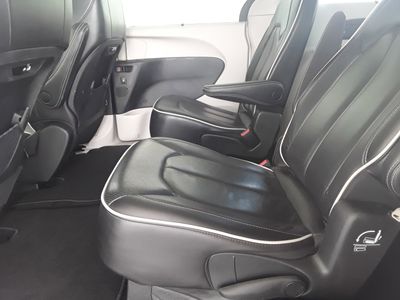 2023 Chrysler Pacifica - Photo 7