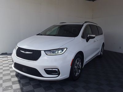 2023 Chrysler Pacifica - Photo 25