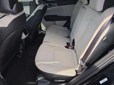 2026 Kia Sportage — photo 17 view