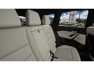 2026 BMW X1 — photo 12 view