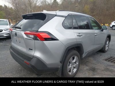2025 Toyota RAV4 Hybrid XLE - Photo 4