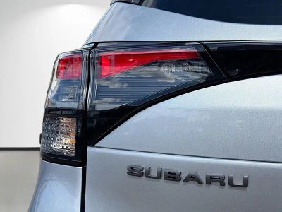 2026 Subaru Forester — photo 10 view