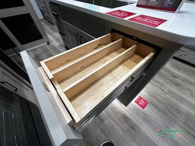 2026 Grand Design Reflection — photo 25 view