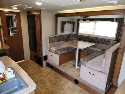 2015 Lance 2295 - Photo 22
