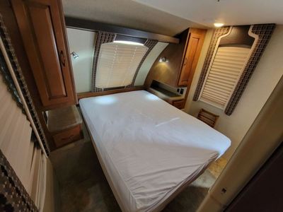 2015 Lance 2295 - Photo 13
