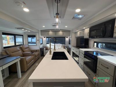 2026 Brinkley Model Z - Photo 4