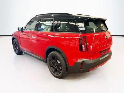 2027 MINI COUNTRYMAN — interior view