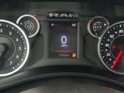 2025 RAM 2500 — detail view