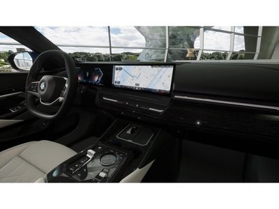2026 BMW 5 Series - Photo 14