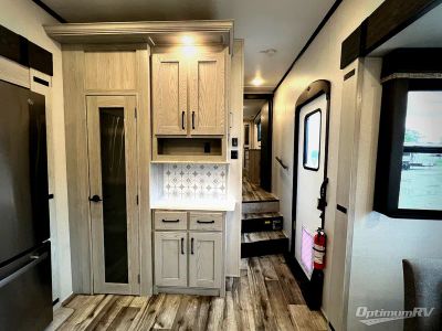 2023 Keystone Montana High Country — photo 15 view