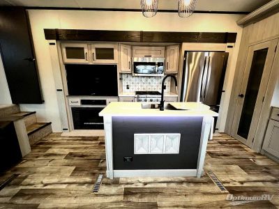 2023 Keystone Montana High Country — photo 10 view