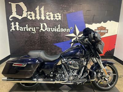 2025 Harley-Davidson FLHX - Street Glide in Mystic Shift — front three-quarter view