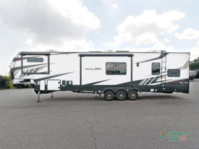 2022 Alliance RV Valor — interior view