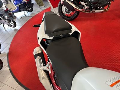 2025 Honda CB750 Hornet - Photo 8