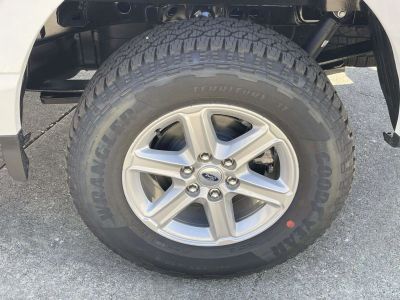 2026 Ford F-150 — photo 9 view