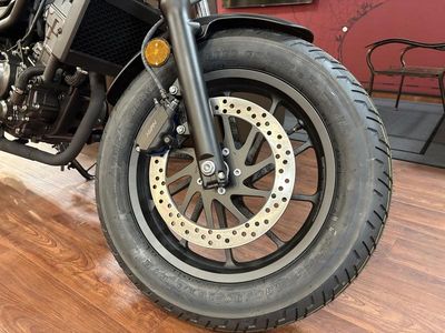 2025 Honda Rebel 300 - Photo 10