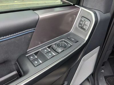 2026 Ford F-250SD — photo 18 view