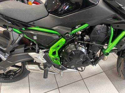 2025 Kawasaki Z650 ABS - Photo 10