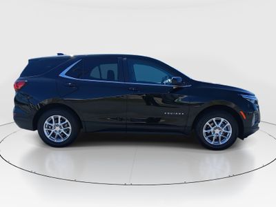 2024 Chevrolet Equinox — photo 8 view