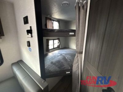 2025 Venture RV Stratus - Photo 39