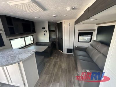 2025 Venture RV Stratus - Photo 27