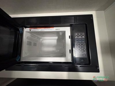 2026 Venture RV SportTrek Touring Edition — photo 18 view